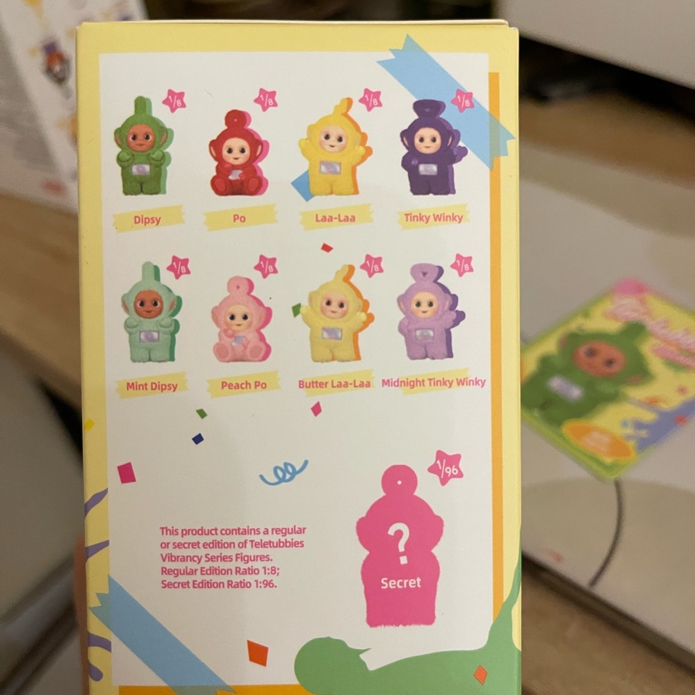 POP MART Teletubbies Vibrancy Series Figures (Dipsy) - Picture 3 of 8